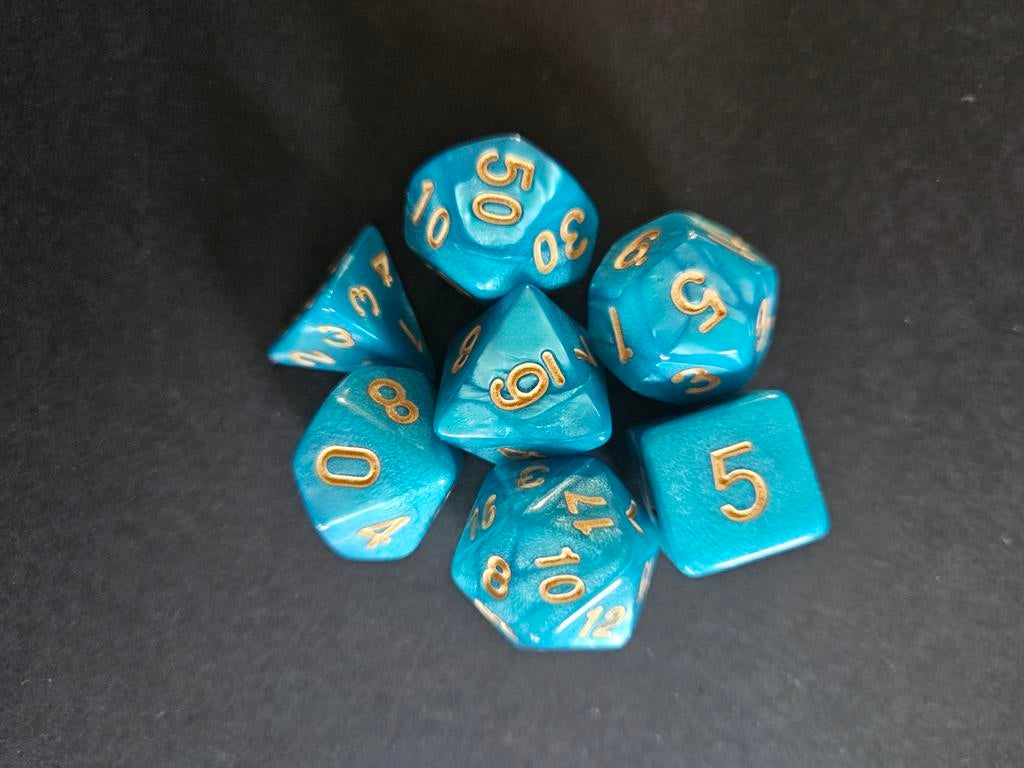 D&D Dobbelstenen Aqua Blauw d00, d20, d12, d10, d8, d6, d4, Hobby en Vrije tijd, Gezelschapsspellen | Bordspellen, Nieuw, Ophalen of Verzenden