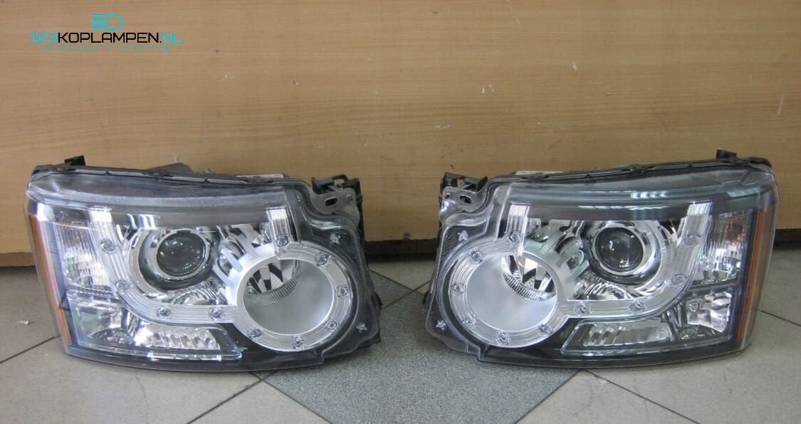 (J3) Land Rover Discovery IV L319 Xenon koplamp links rechts