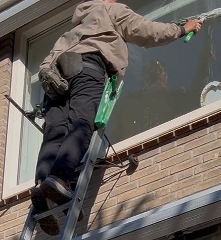 Gezocht: Ervaren Glazenwasser