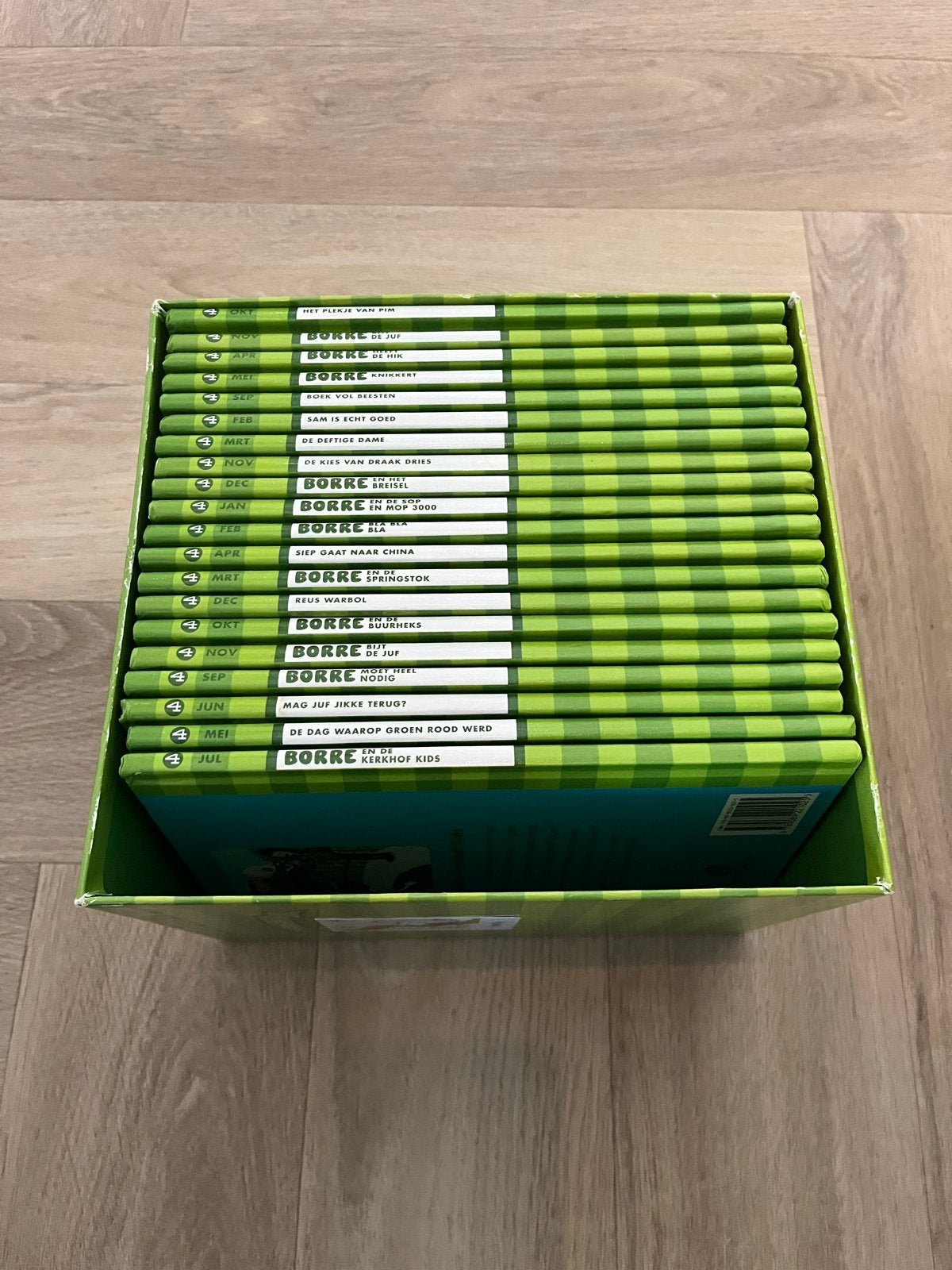 Borre Boekenbox, Ophalen of Verzenden, Zo goed als nieuw, Fictie algemeen