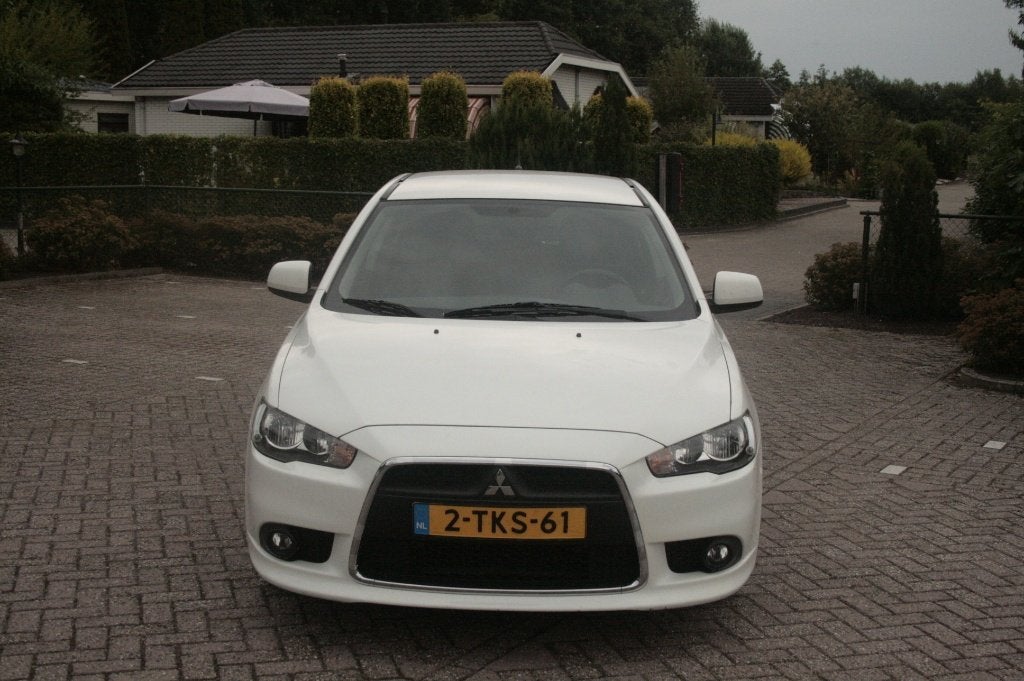 Mitsubishi Lancer 1.6 Cleartec Sportback 2014 Wit, Voorwielaandrijving, Euro 5, Zwart, 4 cilinders