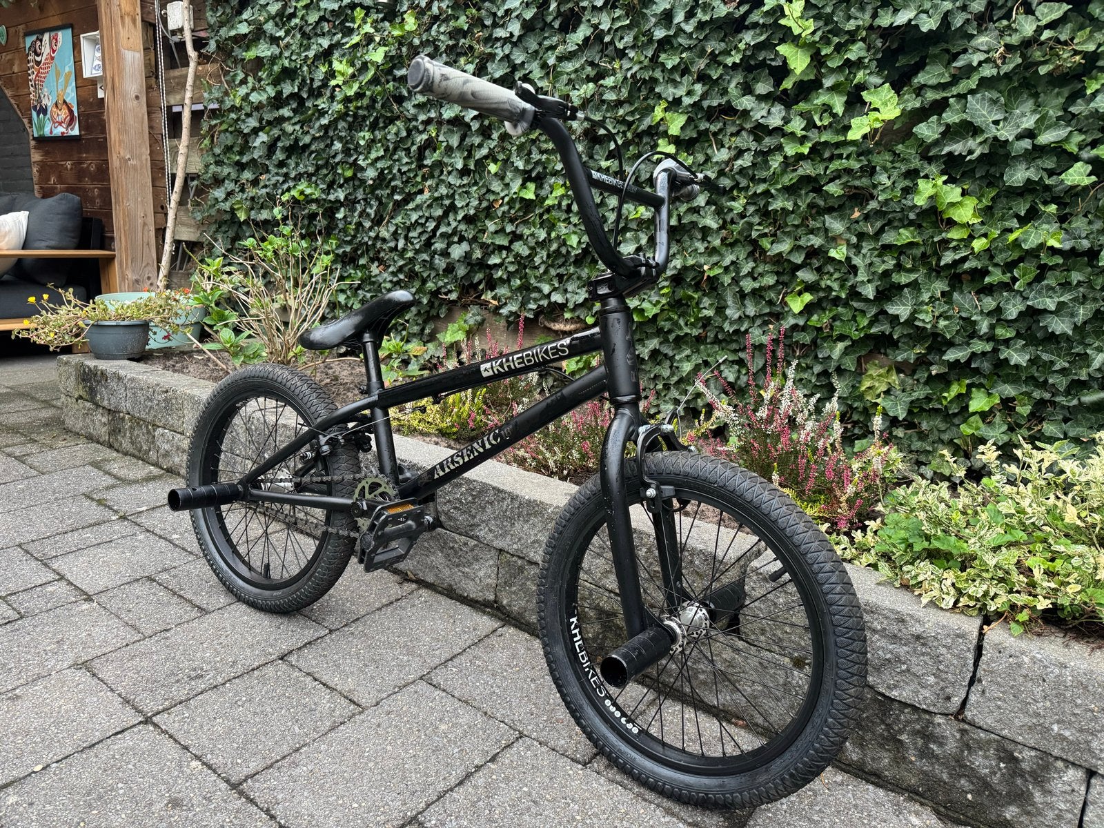 KHE Bikes BMX 18 inch - Zo goed als nieuw, Fietsen en Brommers, 16 tot 20 inch, Velgrem, Ophalen of Verzenden, Zo goed als nieuw