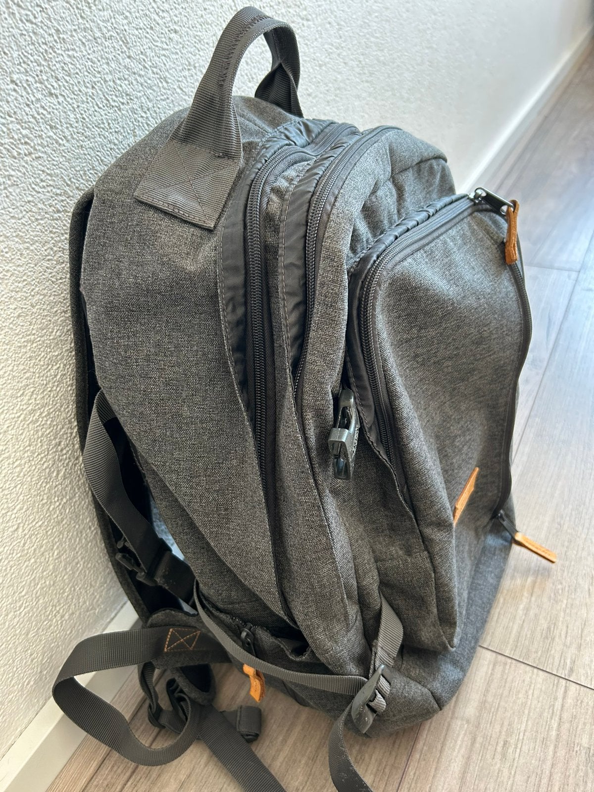 Eastpak laptop rugzak grijs, Ophalen, Gebruikt, Grijs, 30 cm of meer