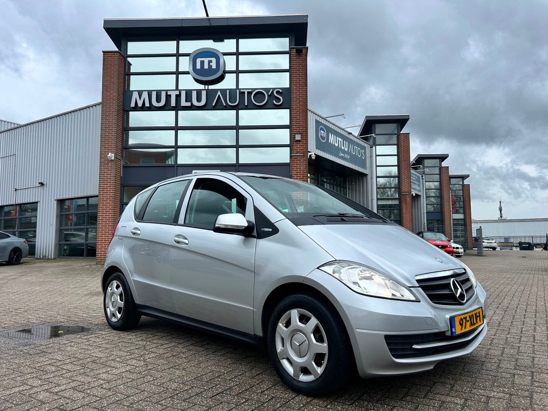 Mercedes-Benz A-klasse 160 BlueEFFICIENCY Business Class 5de, Voorwielaandrijving, Euro 5, Start-stop-systeem, 49 €/maand
