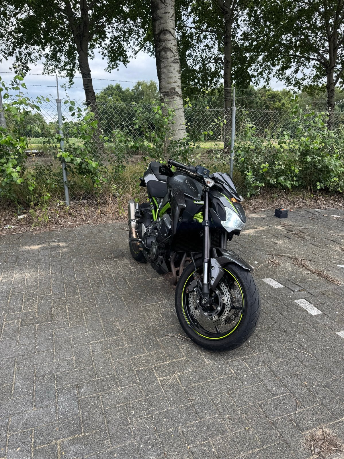 Kawasaki Z900 2018 - Nette staat, Motoren, Motoren | Kawasaki, Bedrijf, Naked bike, meer dan 35 kW, 4 cilinders, Motorrijbewijs A