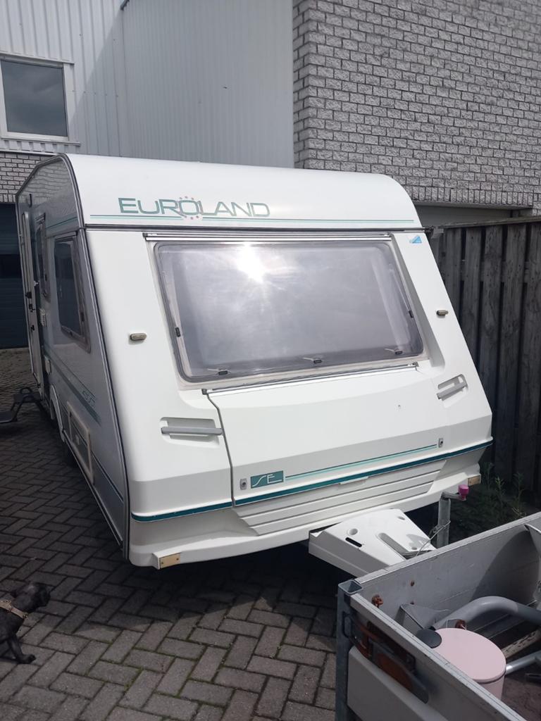 GERESERVEERD!!Euroland SE Caravan met voortent en fietsenrek, Caravans en Kamperen, Caravans, Particulier