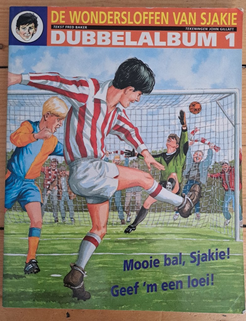 DE WONDERSLOFFEN VAN SJAKIE  - Dubbelalbum 1 - Fred Baker, Eén stripboek, Ophalen of Verzenden, Gelezen, Fred Baker, John Gillatt