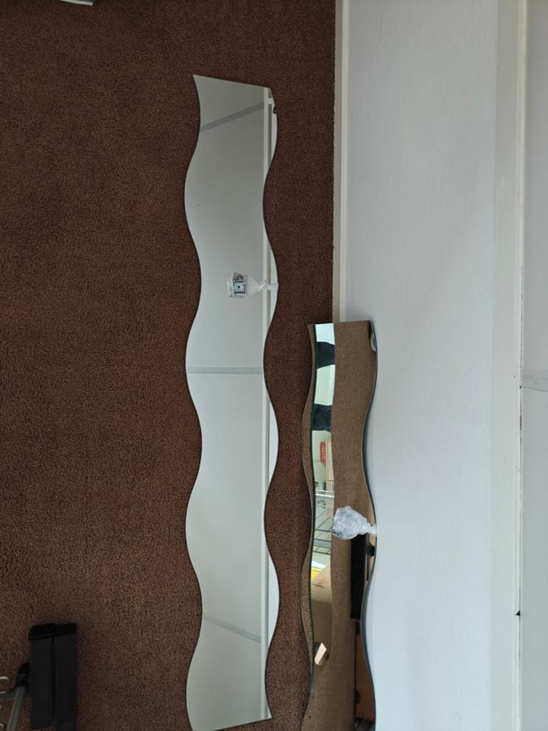 Golf spiegel(ikea), Huis en Inrichting, Woonaccessoires | Spiegels, Ophalen, Minder dan 50 cm, Gebruikt, Overige vormen