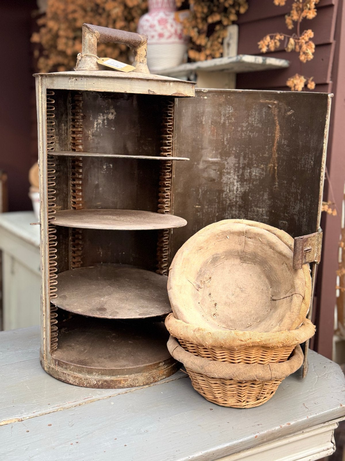 Authentieke metalen taarthouder met plateaus (bakkerij), Antiek en Kunst, Ophalen
