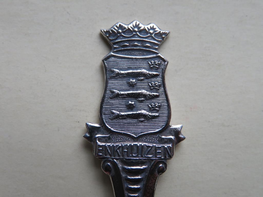 Verzilverd lepeltje wapen Enkhuizen, Verzenden
