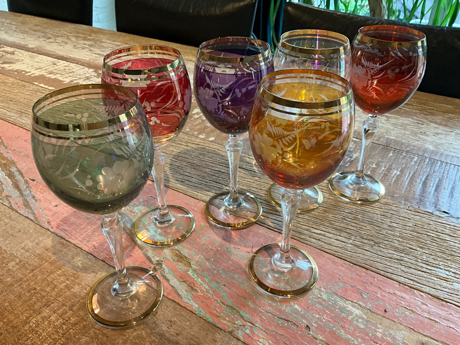 GEKLEURDE ANTIEKE GLAZEN KRISTAL gegraveerd, Antiek en Kunst, Antiek | Glas en Kristal, Ophalen of Verzenden