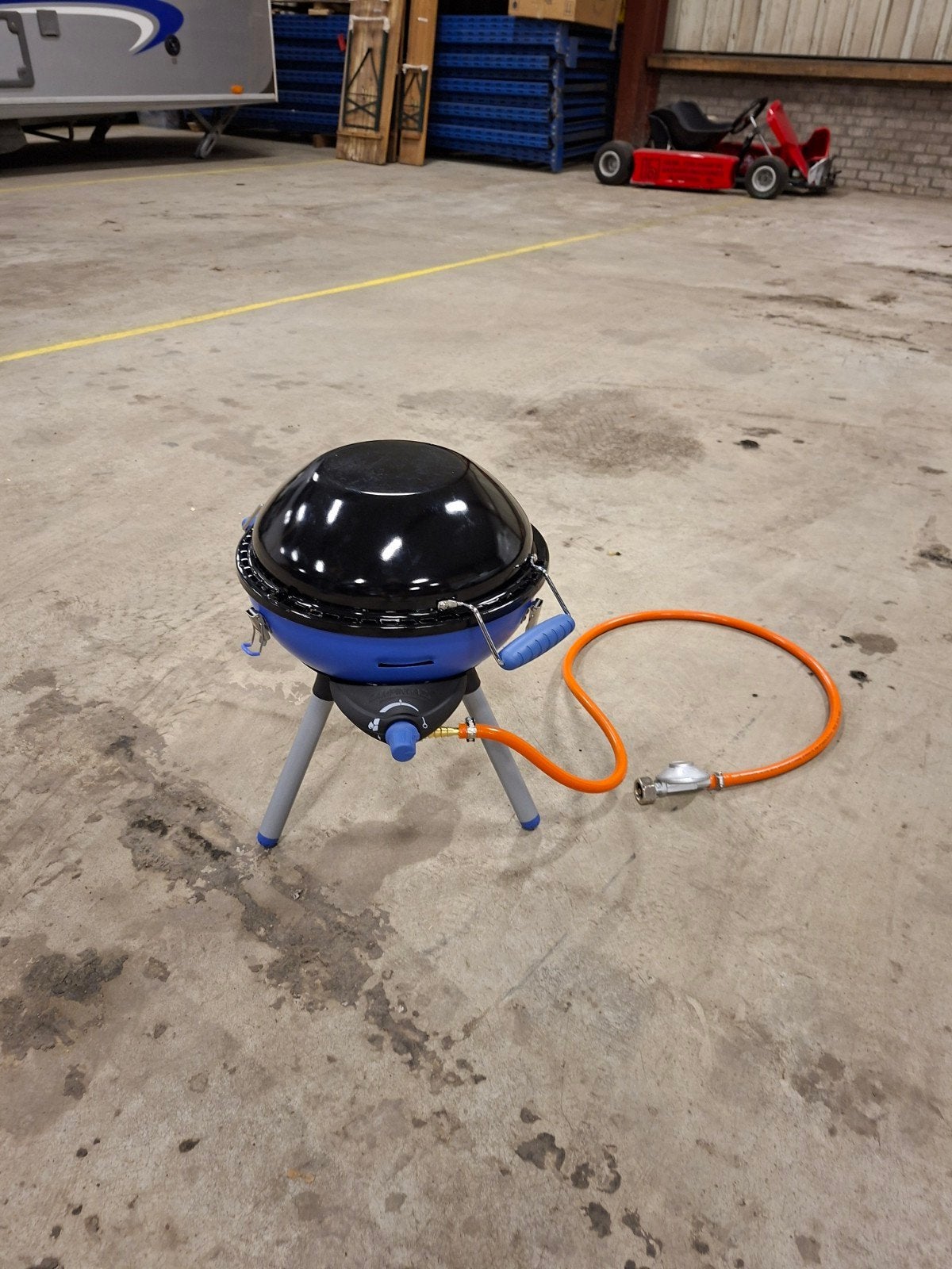 Campingaccessoires gril 400 gasbarbecue, Caravans en Kamperen, Ophalen, Zo goed als nieuw