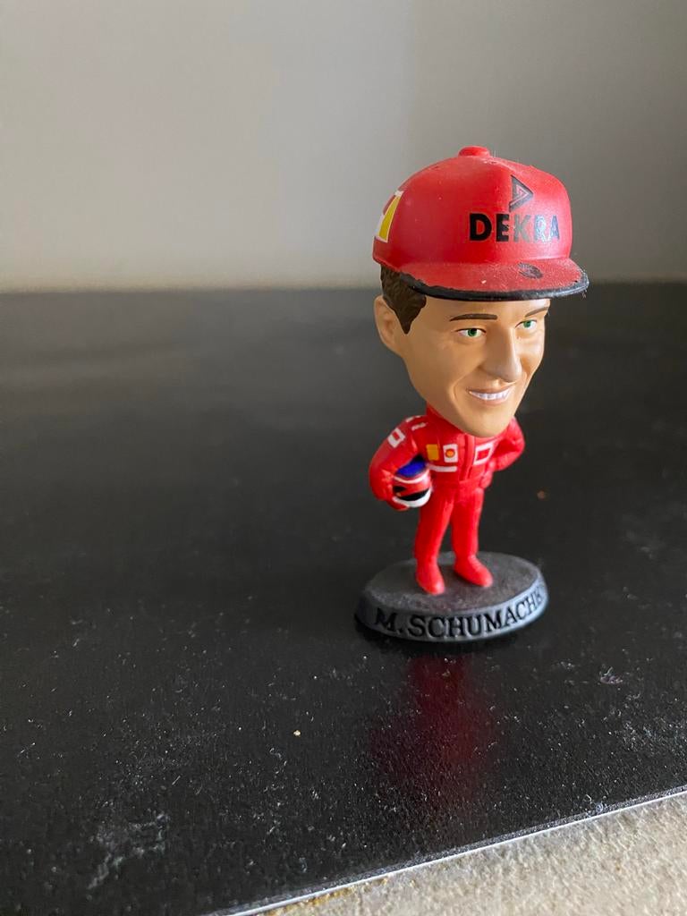 Michael Schumacher poppetje met afneembare pet, Ophalen of Verzenden, Gebruikt