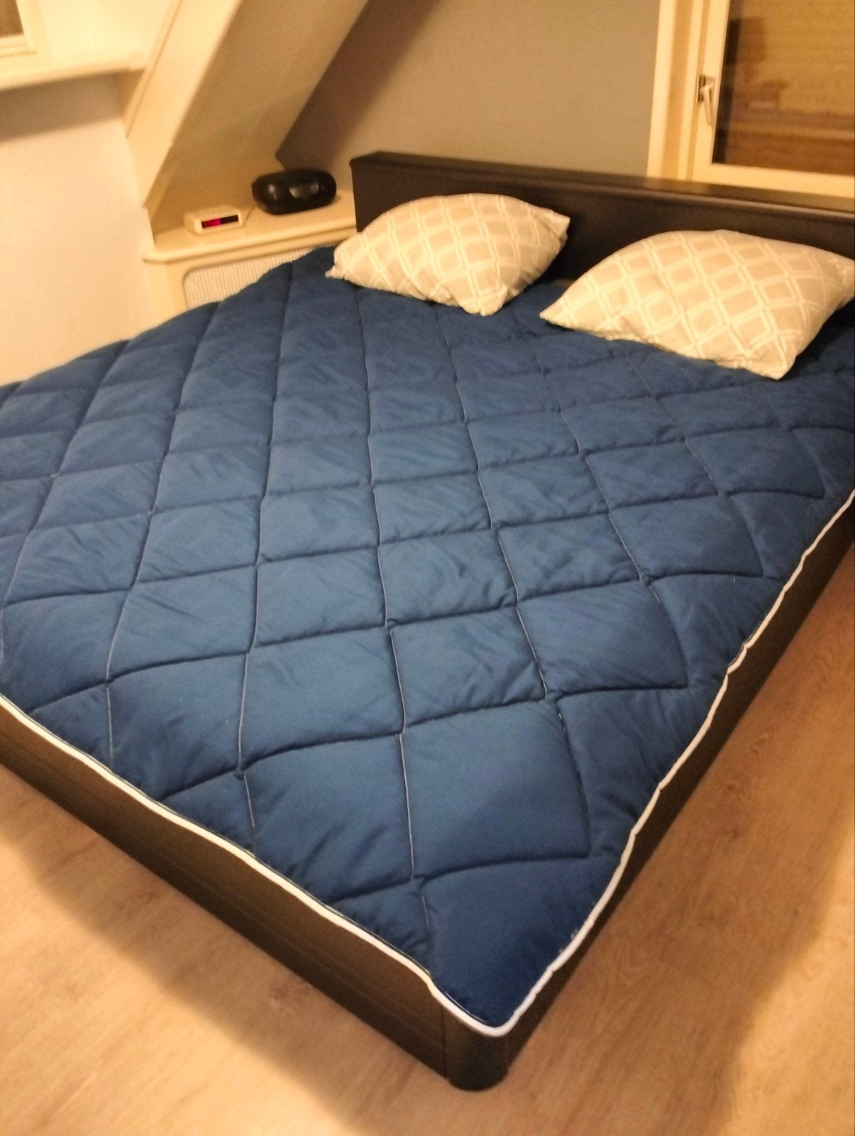 Waterbed 200x180 met matzwarte schuifdeurenkast, Ophalen, Gebruikt, Tweepersoons, 180 cm
