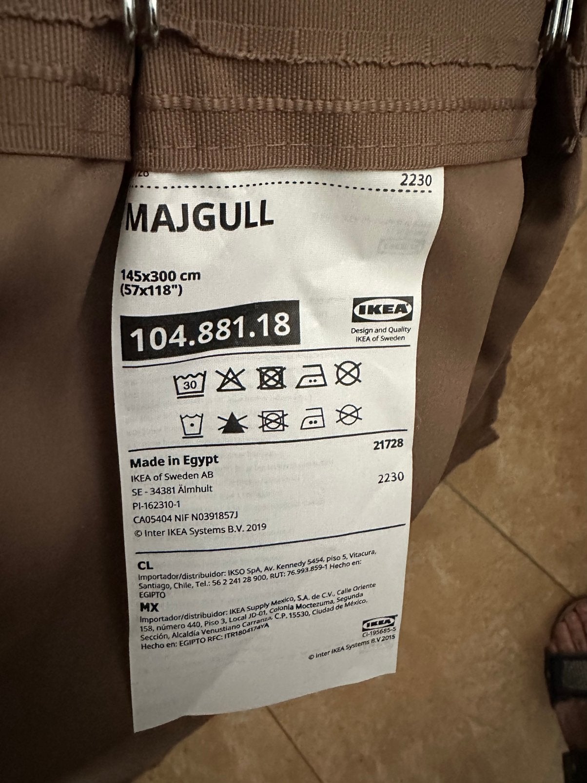 3 bijna nieuwe overgordijnen van ikea 145x 300 cm taupe kleu, IKEA, Ophalen, Zo goed als nieuw, Met haken
