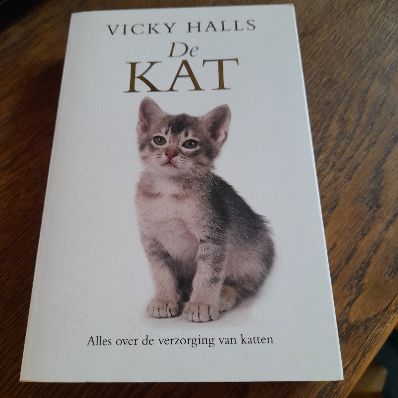Vicki Halls - De kat, Ophalen of Verzenden, Zo goed als nieuw, Katten, Vicky Halls