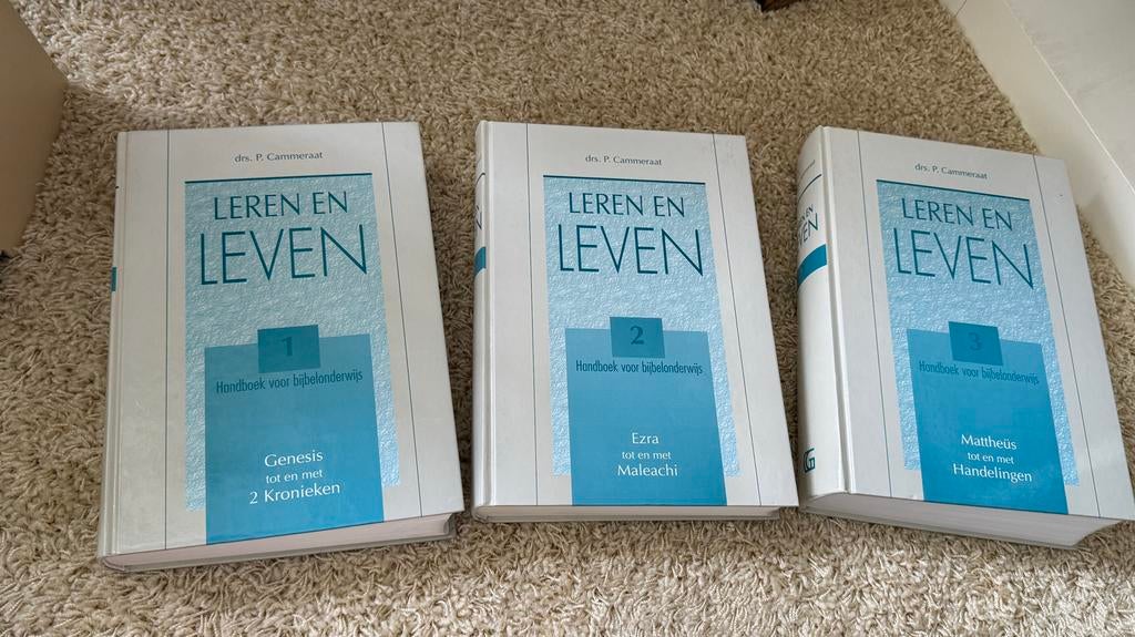 Leren en Leven - Handboek voor bijbelonderwijs (3 delen), Boeken, Godsdienst en Theologie, Ophalen of Verzenden, Zo goed als nieuw