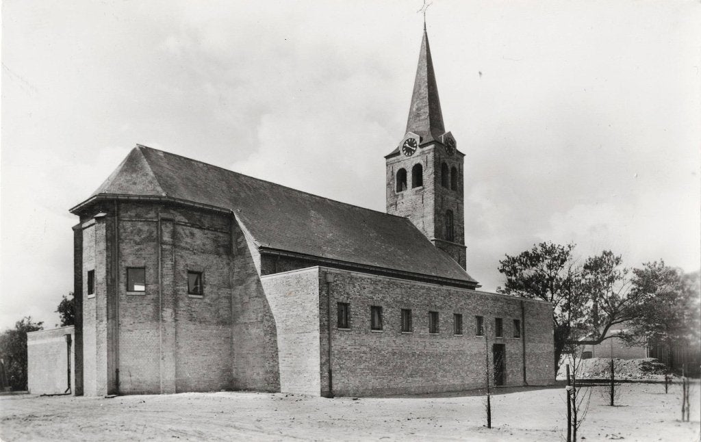 Milheeze – H. Willibrorduskerk., Ophalen of Verzenden, 1960 tot 1980, Ongelopen, Noord-Brabant