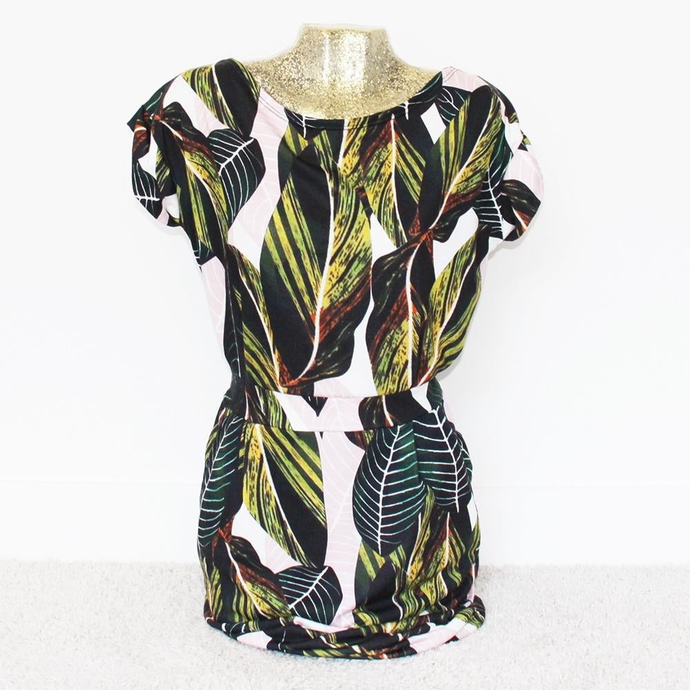 Prachtige Jurk49 (M) - 49 € 35,-