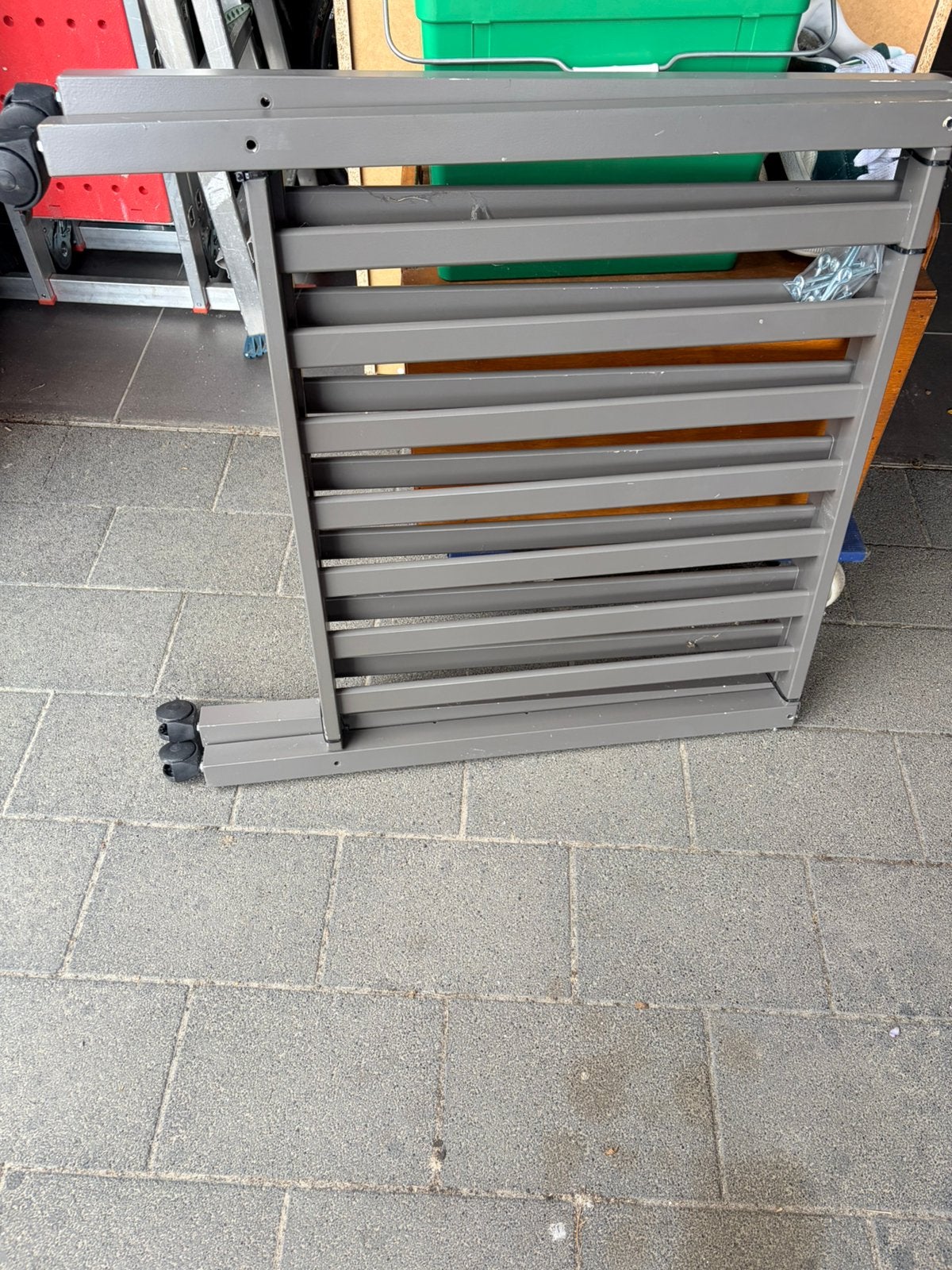 Grijze box op wieltjes, Kinderen en Baby's, Boxen, Ophalen, Gebruikt, Wieltjes