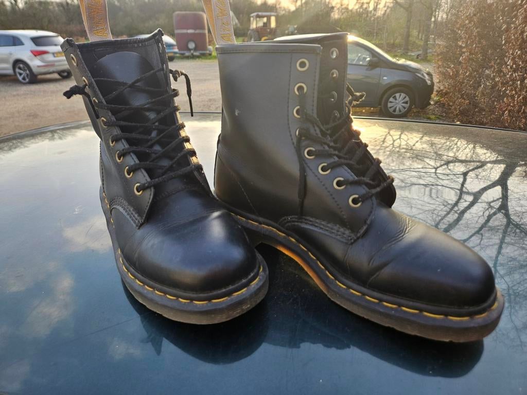 Dr. Martens Vegan 1460 Laarzen Zwart maat 42, Zwart, Lage of Enkellaarzen, Ophalen of Verzenden, Dr. Martens
