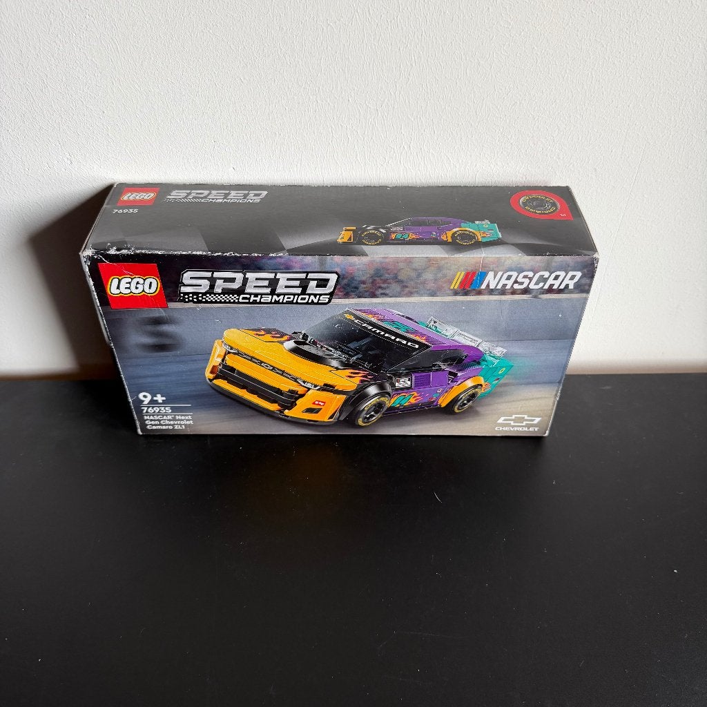 Te Koop: LEGO Speed Champions 76935 – NASCAR, Lego, Nieuw, Complete set, Compleet