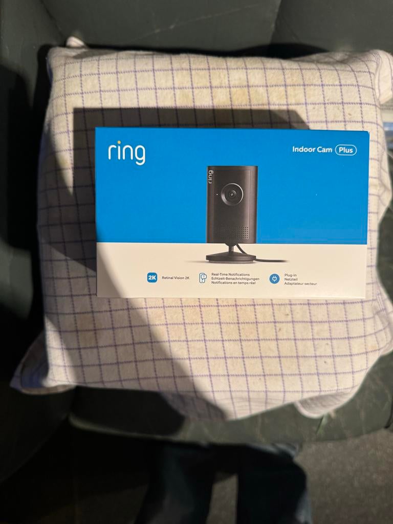 Ring Indoor Cam Plus - Nieuw in doos, Ophalen of Verzenden, Nieuw, Binnencamera