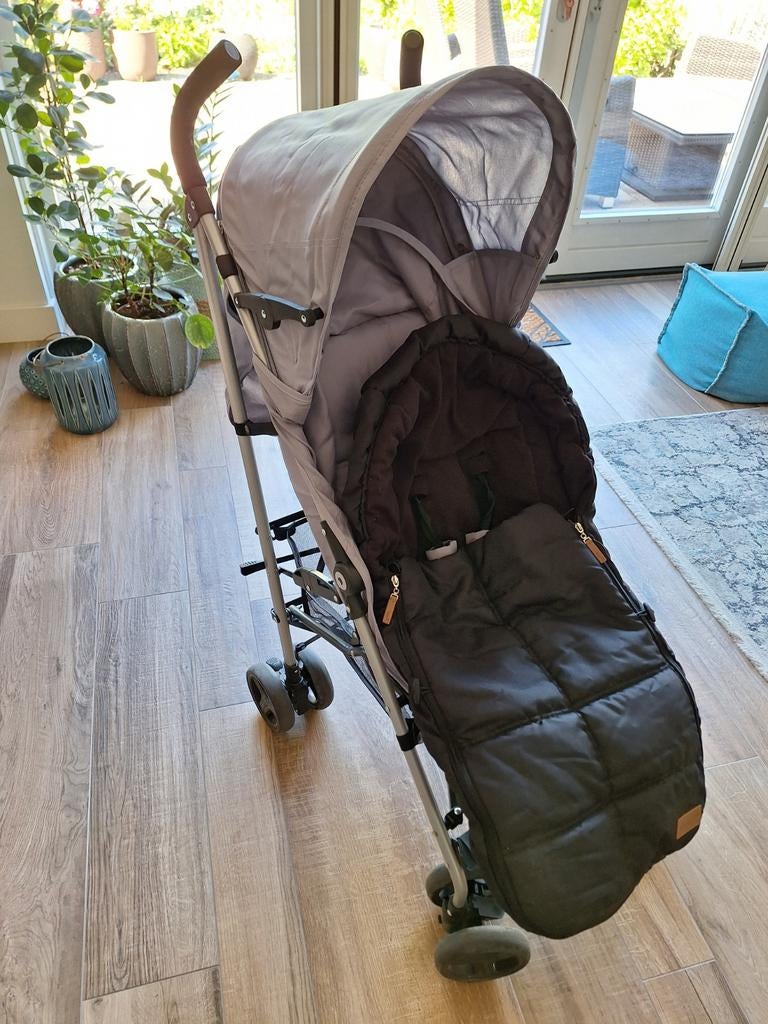 Buggy Qute, Ophalen, Zo goed als nieuw, Voetenzak