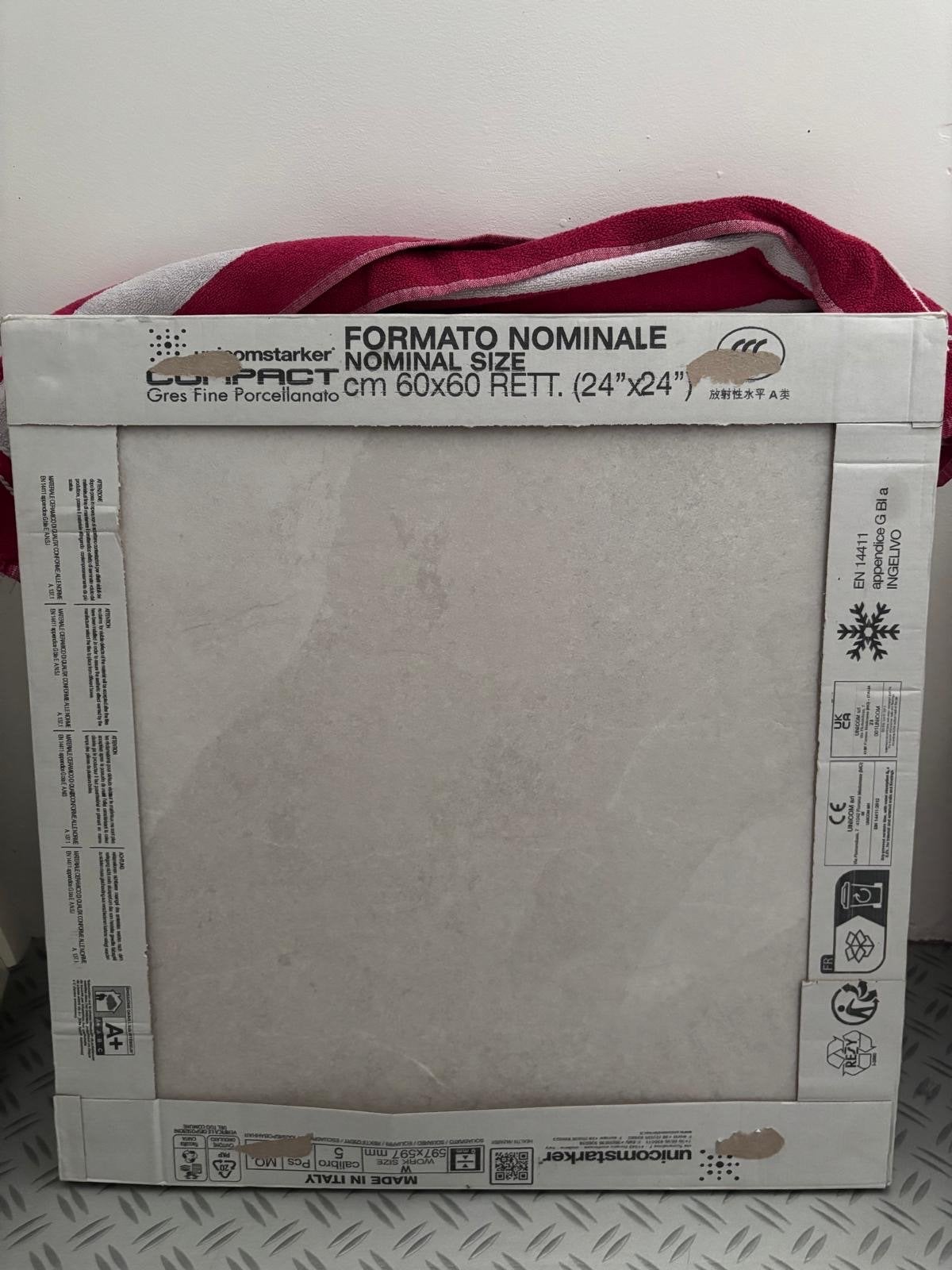 Badkamertegels 60x60, Doe-het-zelf en Verbouw, Tegels, Ophalen, 60 cm of meer, Nieuw, Minder dan 5 m²