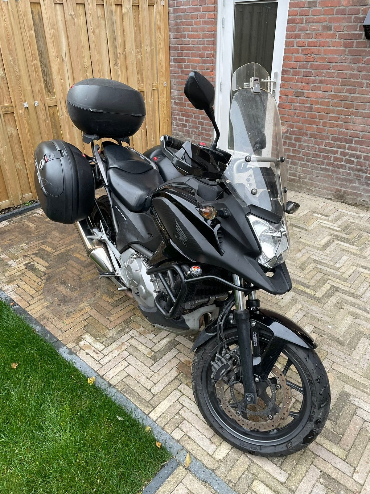 Honda NC700x met Givi kofferset en andere extras, Motoren, Motoren | Honda, 700 cc, 2 cilinders, Occasion, Particulier