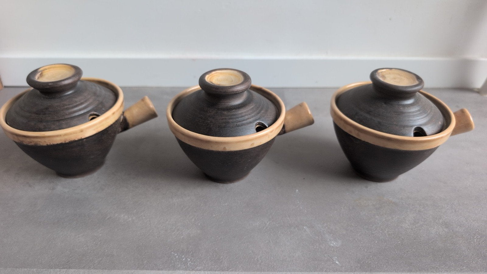 Set van 3 aardewerk schaaltjes met deksel, Ophalen of Verzenden