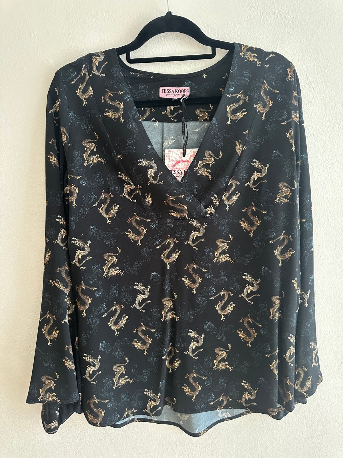 Tessa Koops Lio Drakenprint Blouse & Rok Set - XS, Zwart, Nieuw, Ophalen of Verzenden, Maat 34 (XS) of kleiner