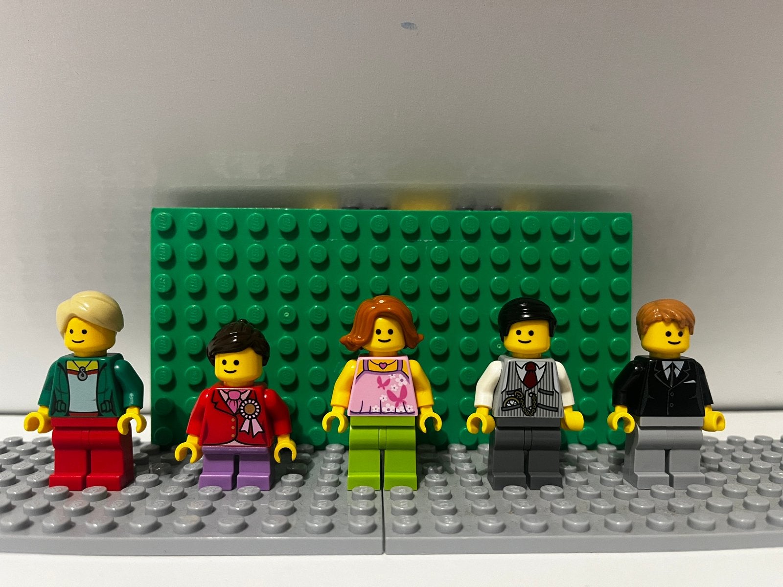 Lego minifiguren uit de set 10251, Ophalen of Verzenden, Zo goed als nieuw