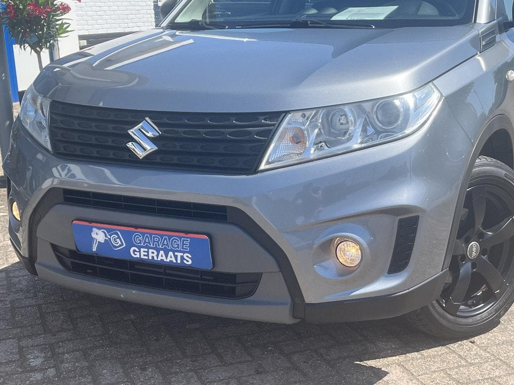 Suzuki Vitara 1.6 Comfort l Trekhaak, 1200kg trekgewicht, Ai, Voorwielaandrijving, Stof, Euro 6, 4 cilinders