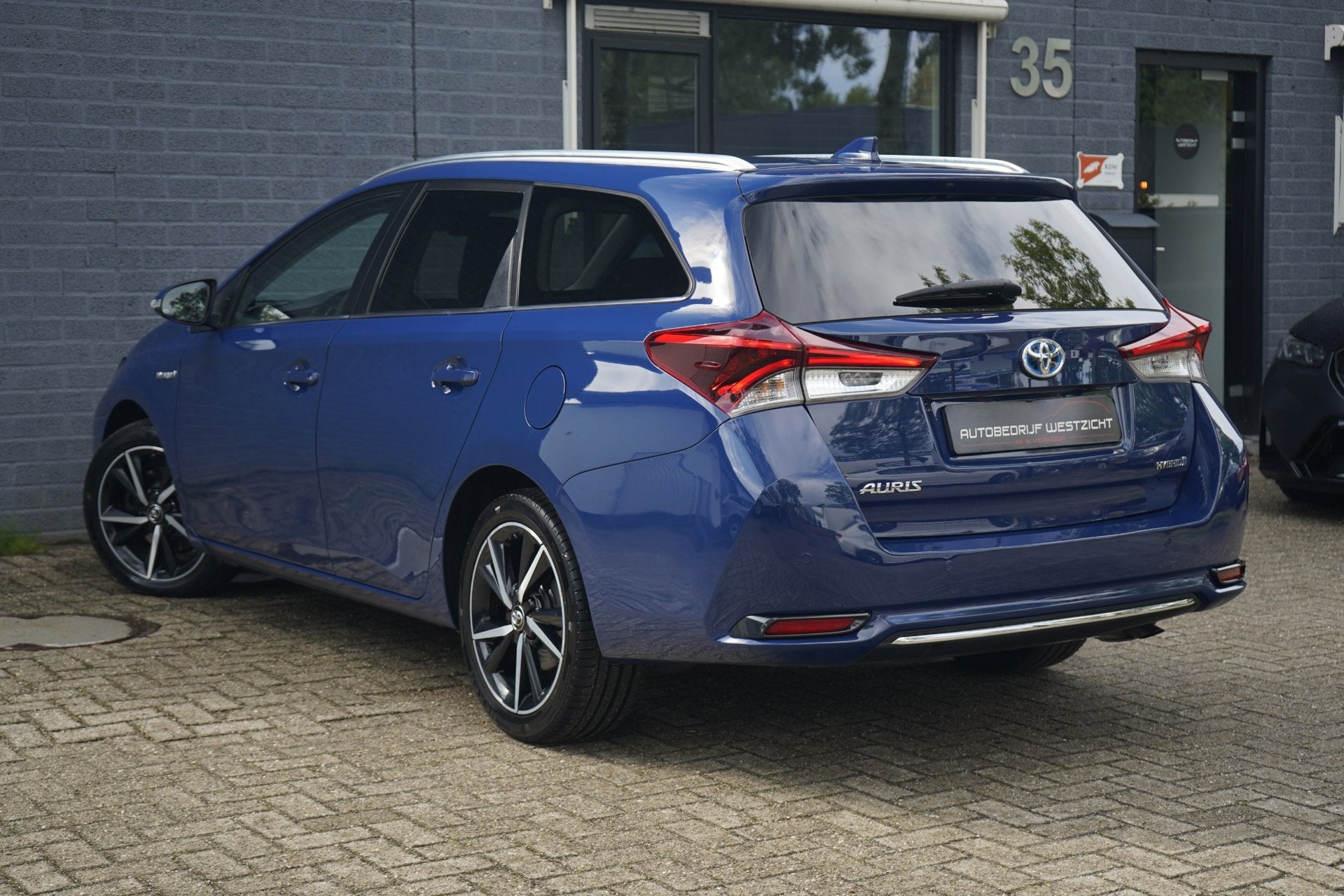 Toyota Auris Touring Sports 1.8 Hybrid Style, Camera, Led, Auto's, 136 pk, Gebruikt, Zwart, 4 cilinders