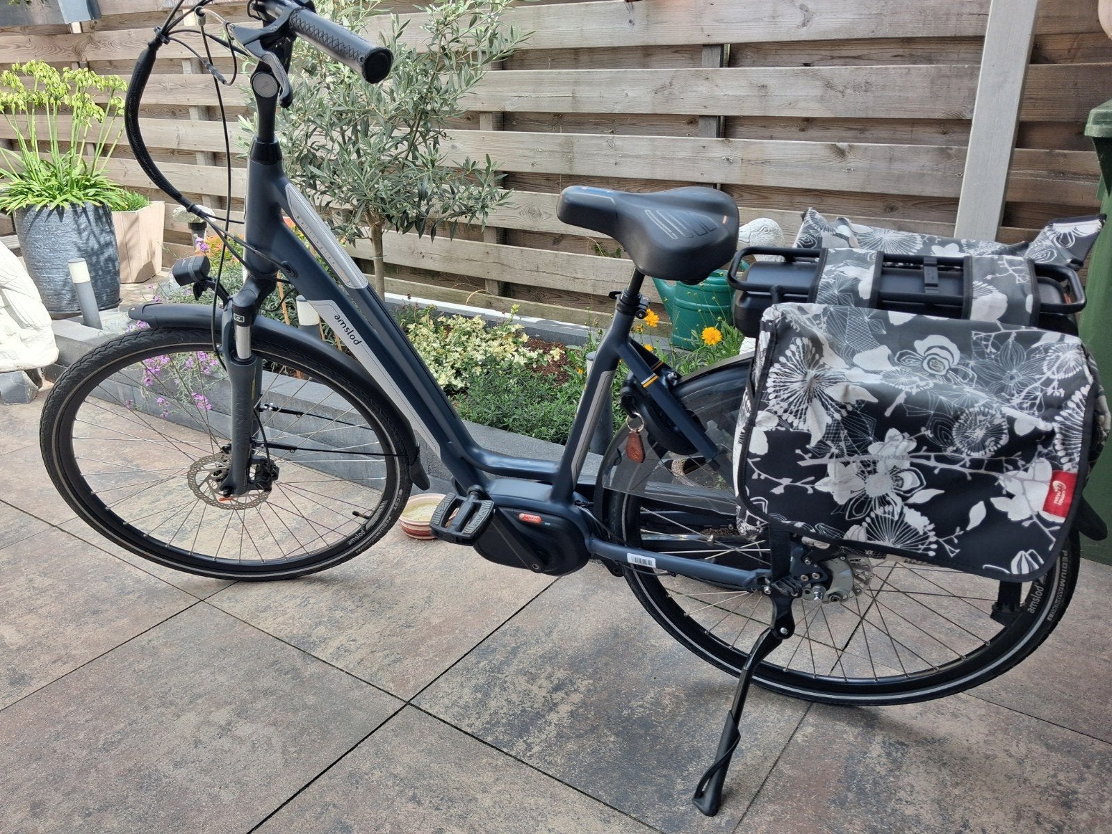 Amslod Wellington MRX-600 E-bike, Fietsen en Brommers, Zo goed als nieuw, 51 tot 55 cm, 50 km per accu of meer, Ophalen