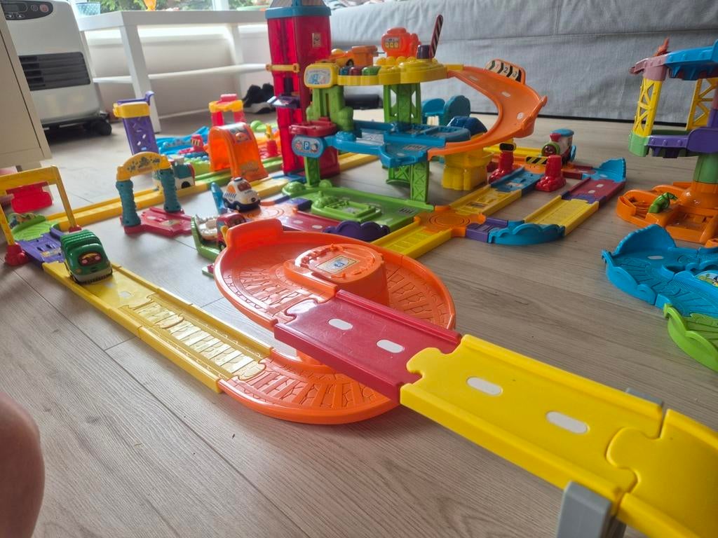 Grote VTech Toet Toet Auto's en Treinbaan Collectie, Kinderen en Baby's, Speelgoed | Vtech, Ophalen of Verzenden, Gebruikt, 6 maanden tot 2 jaar