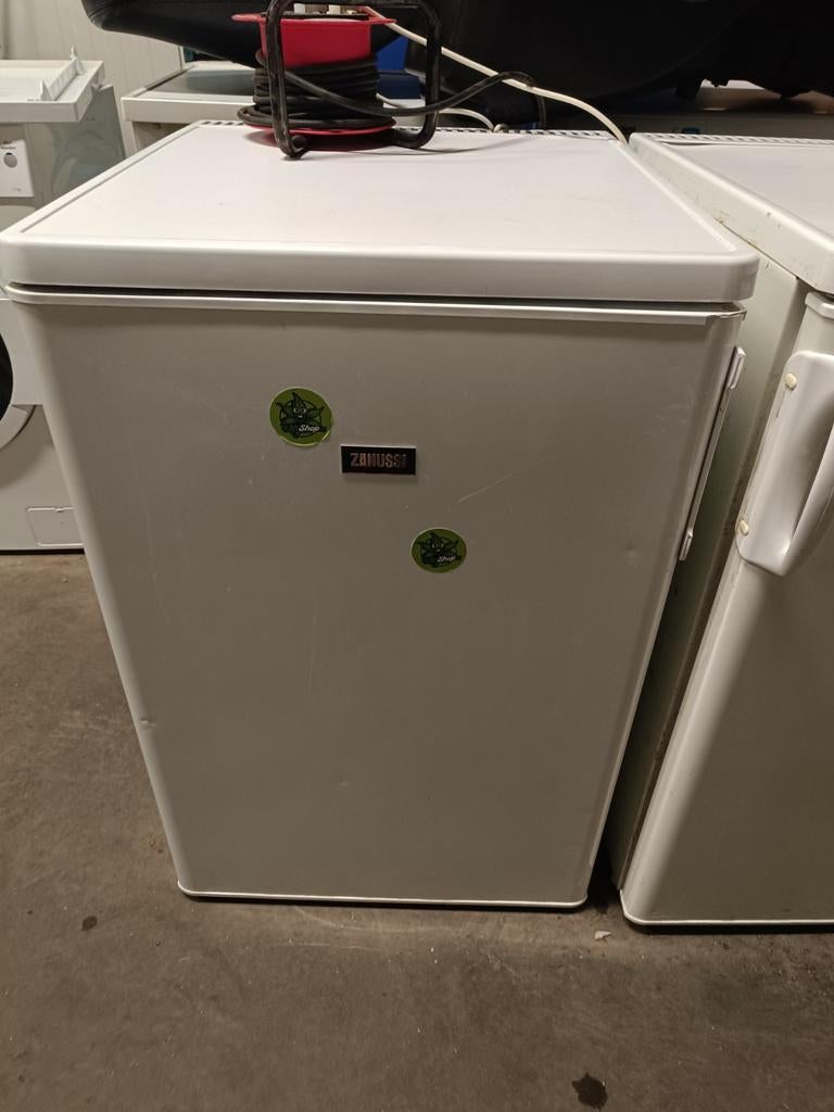 Zanussi Koelkast en Zanussi vriezer, 75 tot 100 liter, Info@zanussi.com, 45 tot 60 cm, Zanussi
