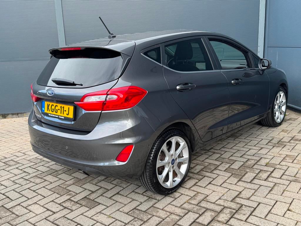 Ford FIESTA 1.0 EcoBoost Vignale / Led / Camera / Carplay, Voorwielaandrijving, 125 pk, Gebruikt, Euro 6