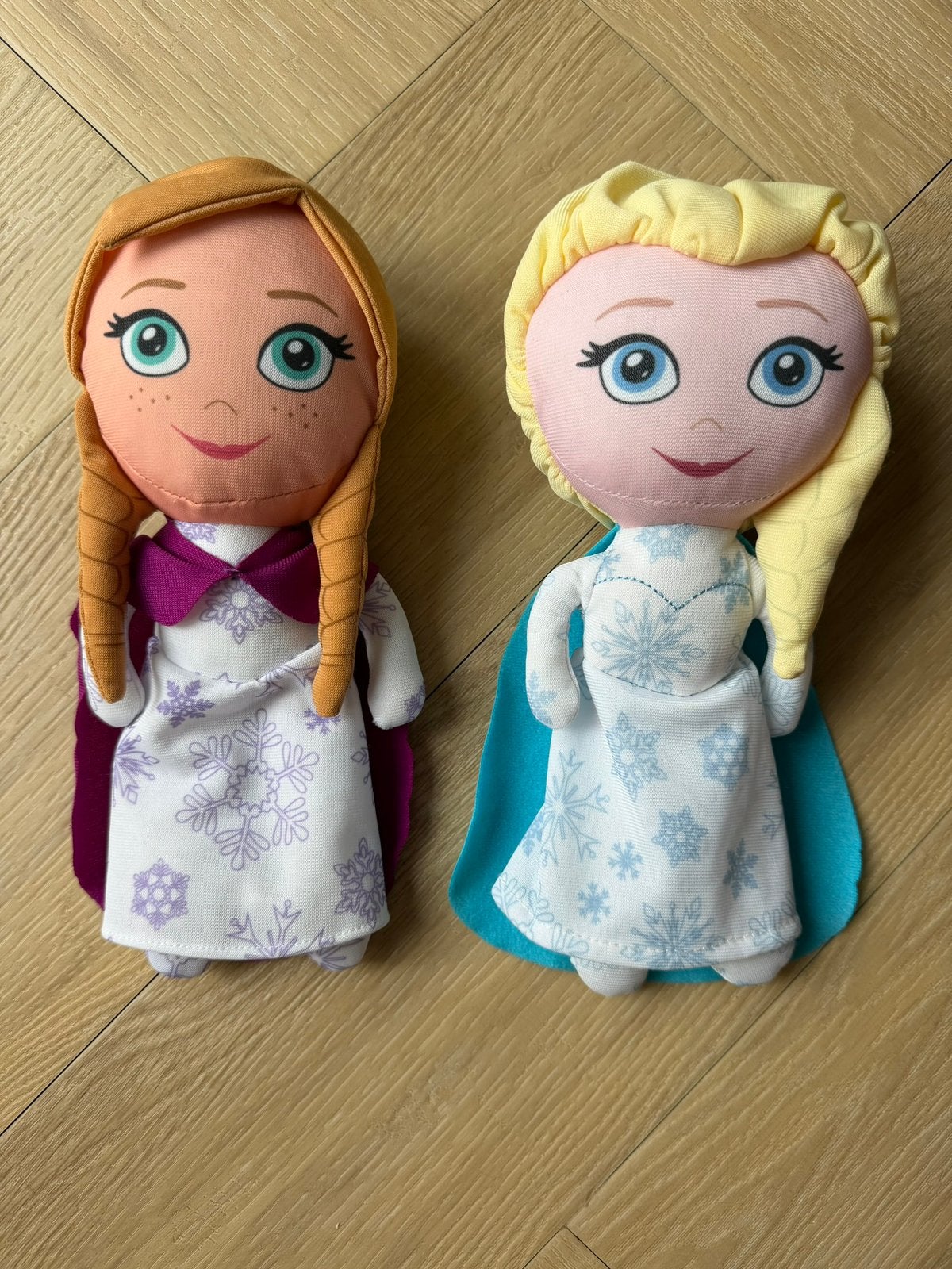 Frozen, Disney, Anna en Elsa pluche knuffelpoppen, Ophalen of Verzenden, Zo goed als nieuw