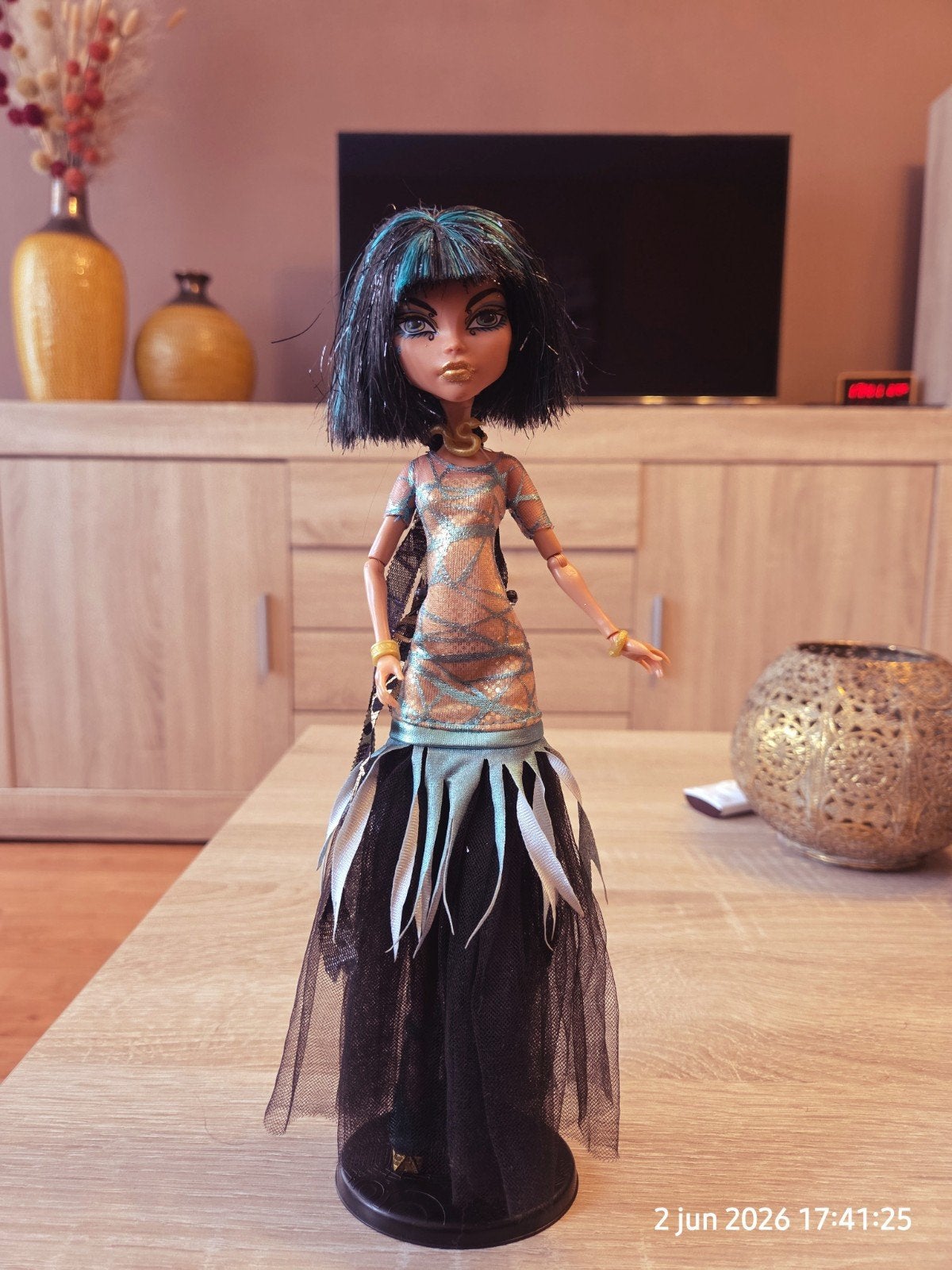 Monster High Cleo De Nile pop met standaard, Ophalen of Verzenden, Gebruikt, Overige typen