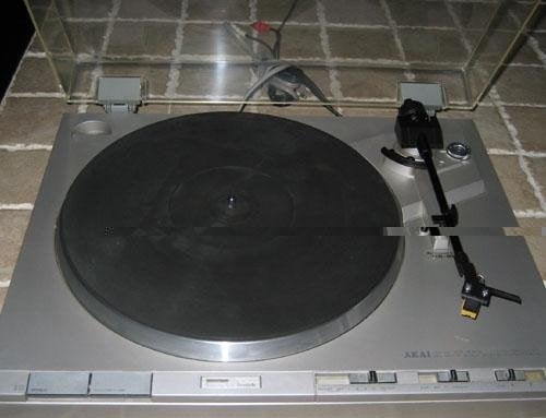Akai platenspeler AP Q310 vol-automaat / quartz /mooi, Automatisch, Ophalen of Verzenden, Zo goed als nieuw, Platenspeler