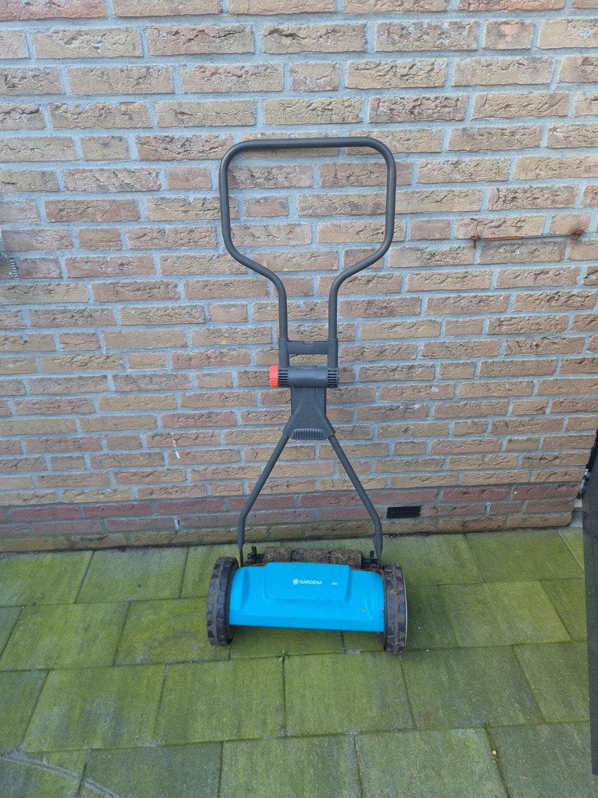 Gardena Handgrasmaaier - Perfect voor kleine tuinen, Tuin en Terras, Ophalen, Gebruikt, Handgrasmaaier, 30 t/m 39 cm