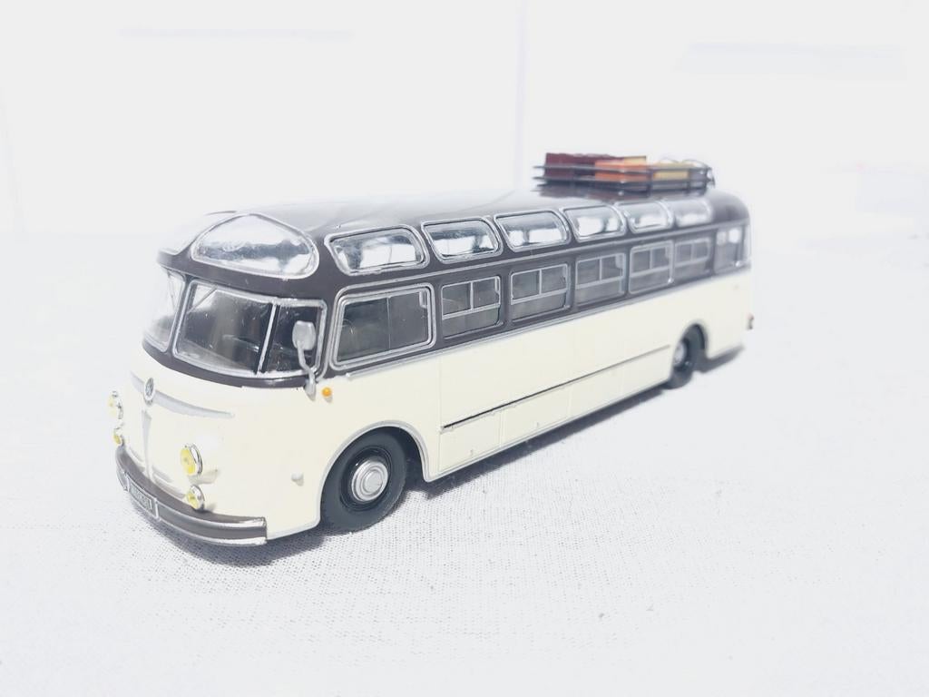 Vintage Modelbus met Bagagerek - Schaal 1:43, Ophalen of Verzenden, Zo goed als nieuw, Bus of Vrachtwagen, Overige merken