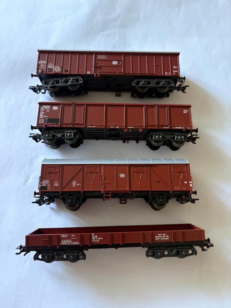 Marklin dubbel asser wagons  uit 2983, Hobby en Vrije tijd, Modeltreinen | H0, Wisselstroom, Wagon, Ophalen of Verzenden, Zo goed als nieuw
