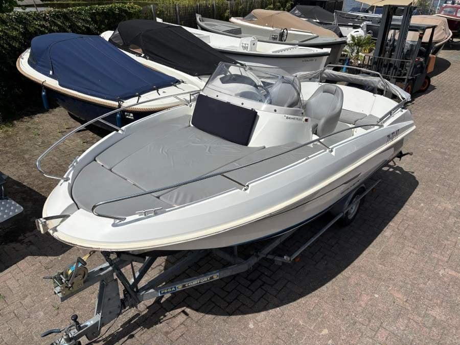 Beneteau Cabin Flyer 550, Watersport en Boten, Vis- en Consoleboten, Overige merken, Gebruikt, Overige brandstoffen, 6 m