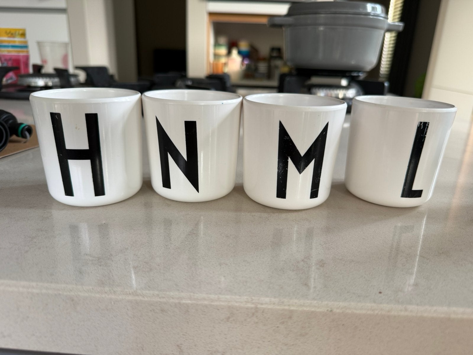 Gratis Melamine letter bekers, Ophalen of Verzenden
