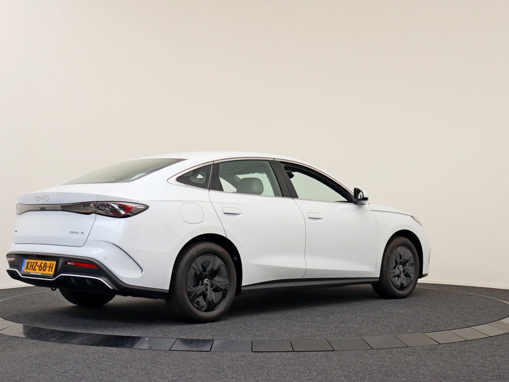 BYD SEAL 6 1.5 DM-i Boost | BYD Dealer | Private lease €59, Auto's, BYD, Dealer onderhouden, 4 cilinders, Bedrijf, Seal