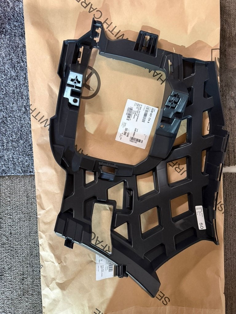 Bumperhouder rechts VW T-Cross 2GM807724A Nieuw Ongebruikt, Volkswagen, Nieuw, Ophalen of Verzenden, Bumper