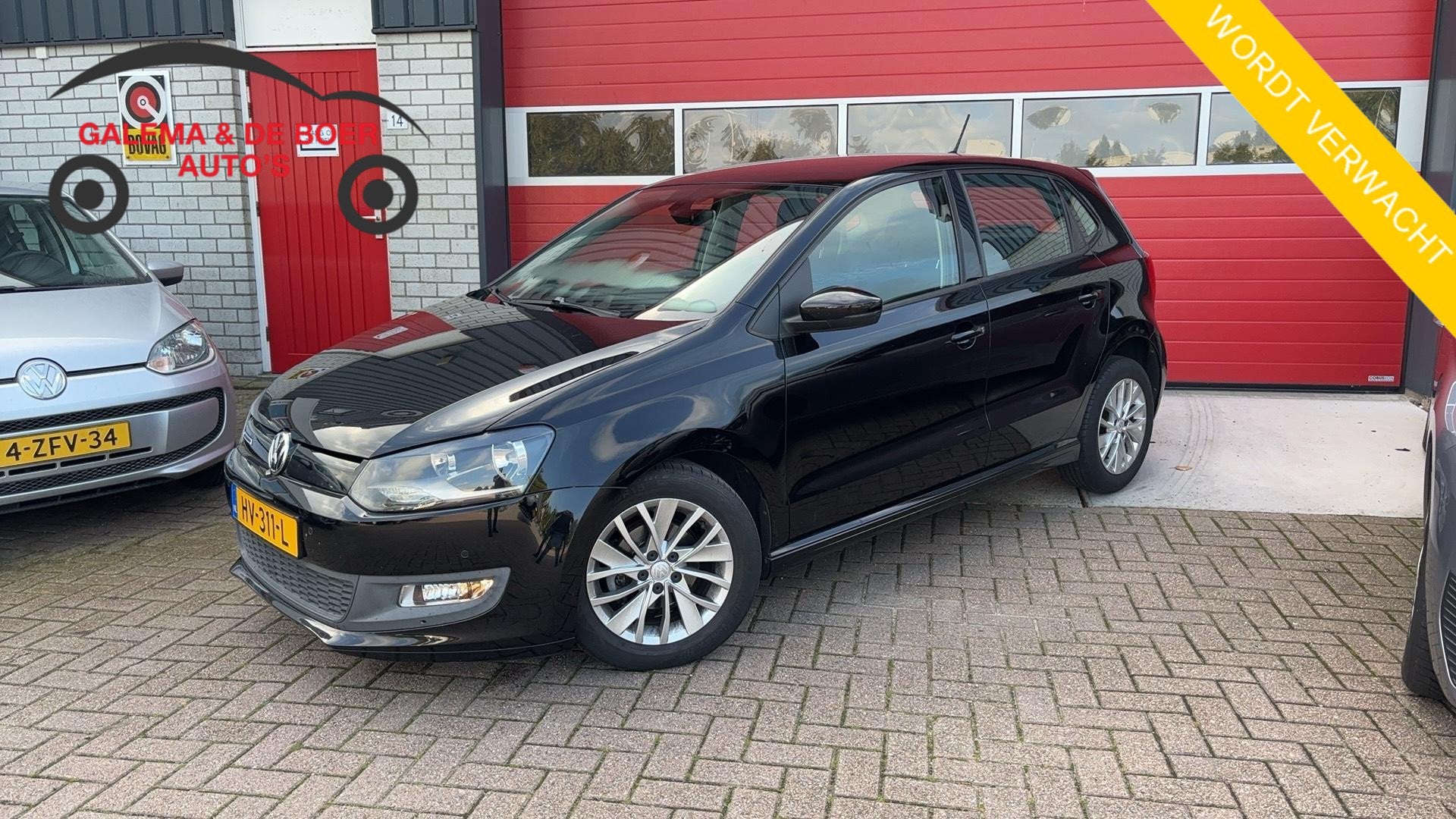 Volkswagen Polo 1.0 BlueMotion Edition CARPLAY / NAVI / AIRC, Auto's, Voorwielaandrijving, Dealer onderhouden, 95 pk, Zwart